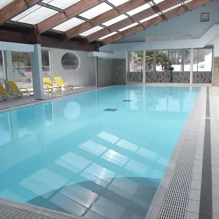 Semesterbostad 2 Bed - Sleeps 4 - On-site Activities - Near *