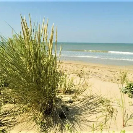 Semesterbostad 2 Bed - Sleeps 4 - On-site Activities - Near